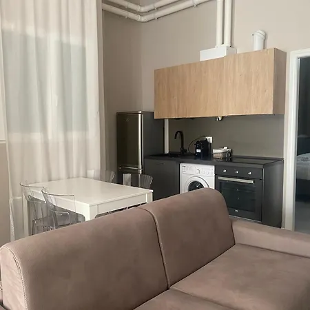 Konukevi Residenza Centro Novegro *